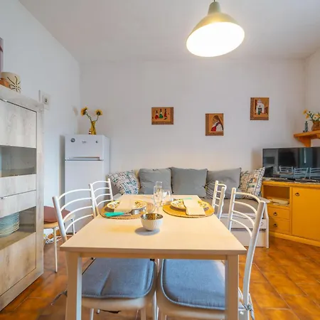 Brorent- La Cinta Apartment *